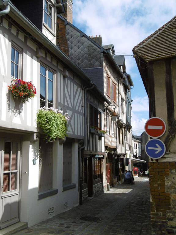 Le Clocher Sainte Catherine Apartment Honfleur Room photo